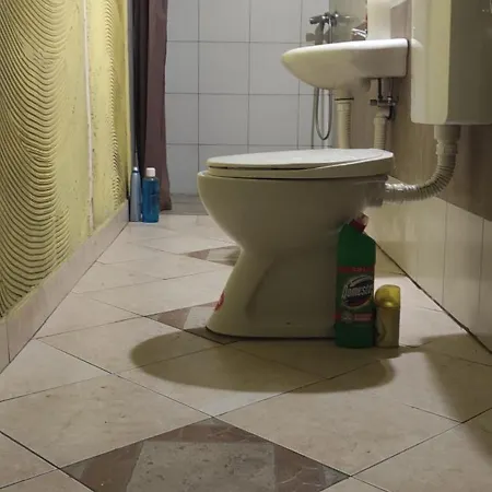 Centar Hostel *